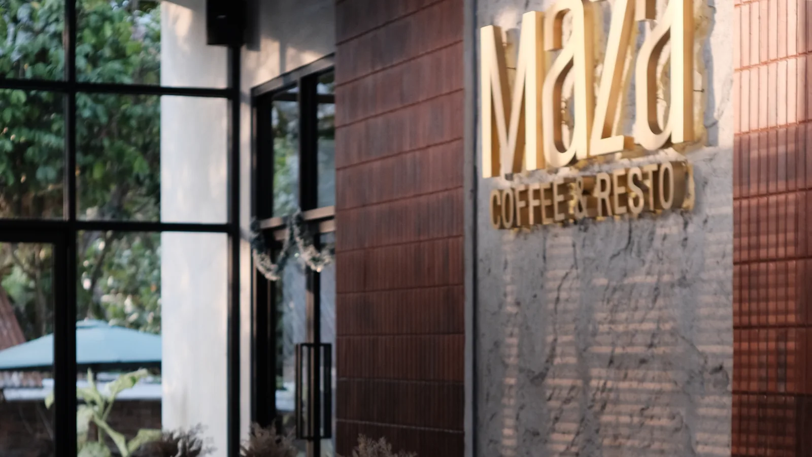 Maza Coffee & Resto